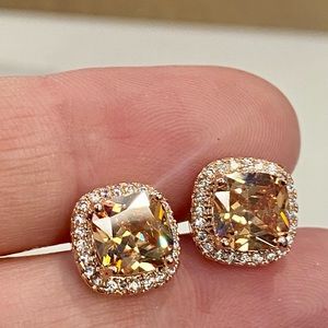 Sparkly topaz stud earrings